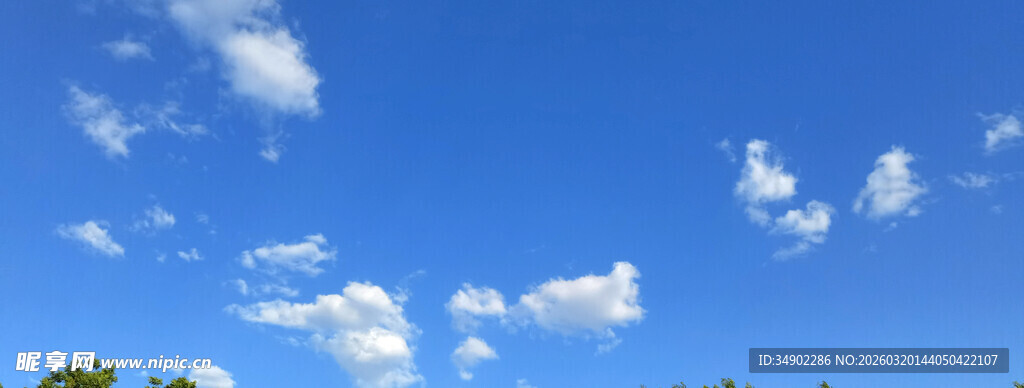 蓝天白云
