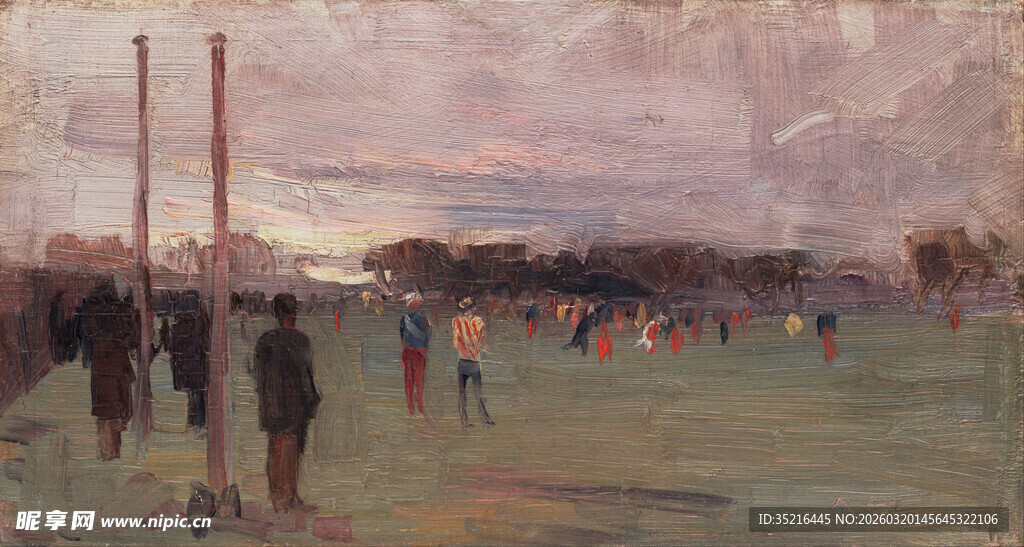 黄昏下的户外草地活动场景