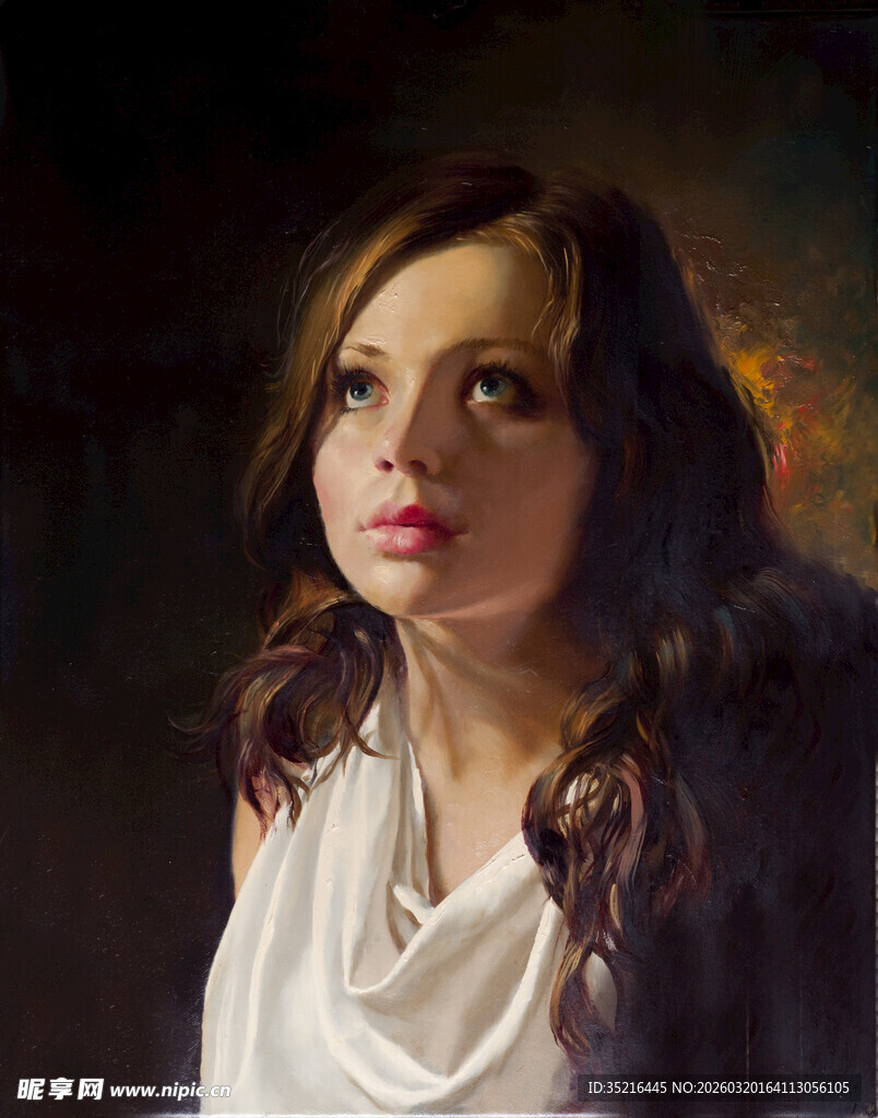 优雅卷发女子的静谧肖像