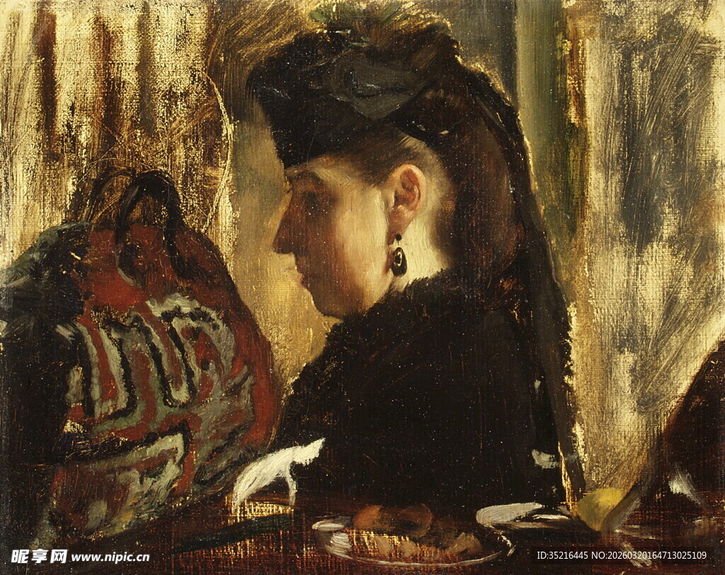 古典装扮女子与精致织物