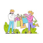 两人户外开心选购衣物