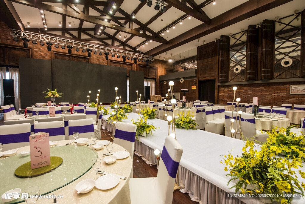 优雅复古风婚礼宴会布置