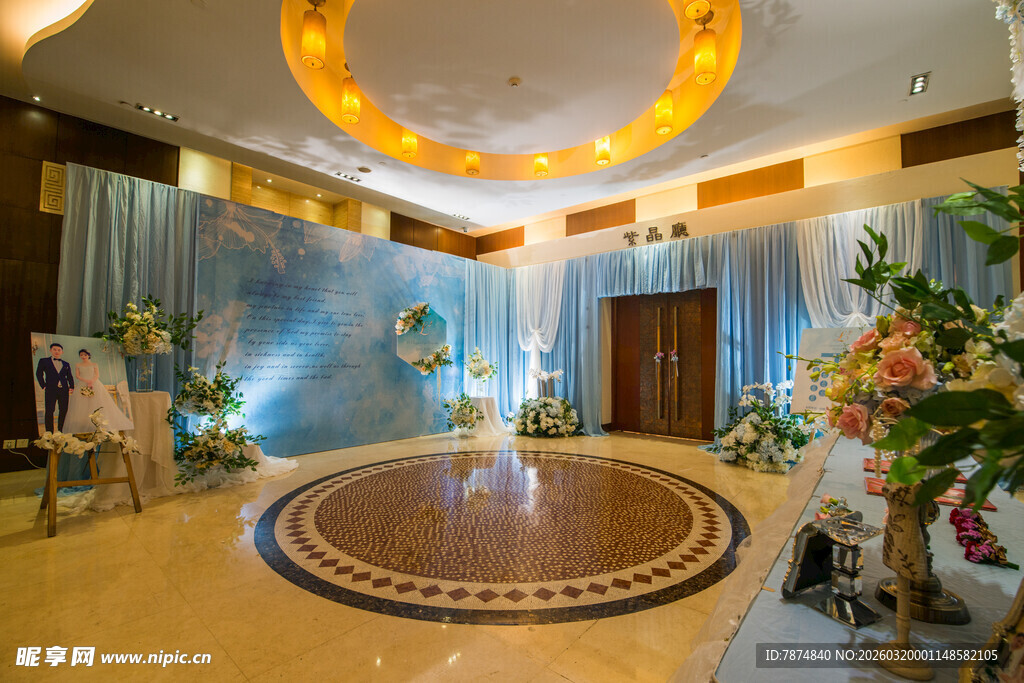 豪华室内圆形装饰空间