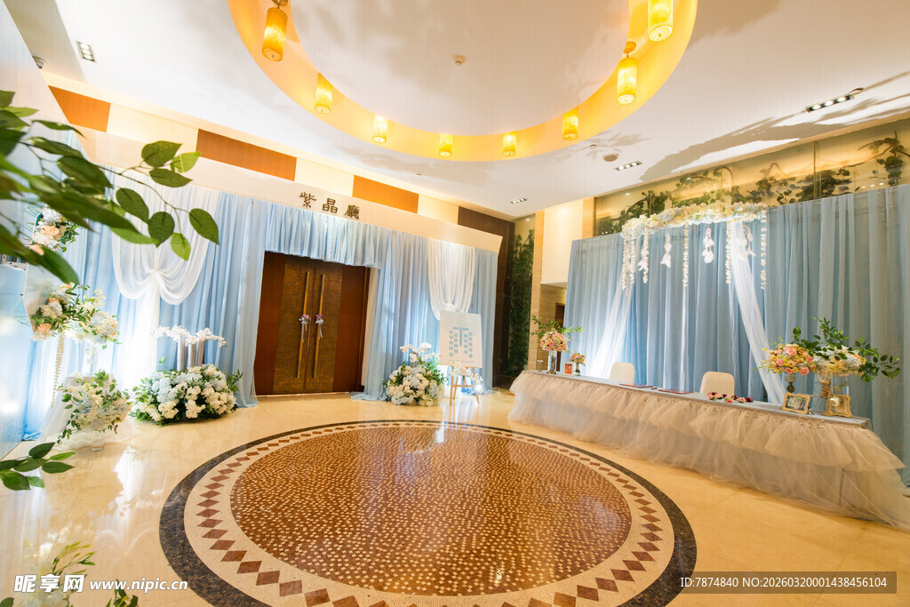 豪华大气的室内客厅空间