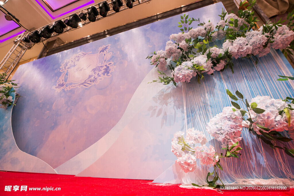 浪漫婚礼背景装饰布置