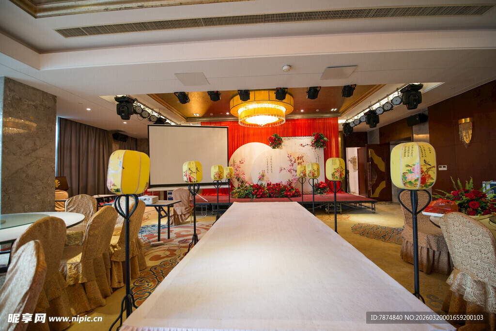 中式婚礼宴会厅场景布置