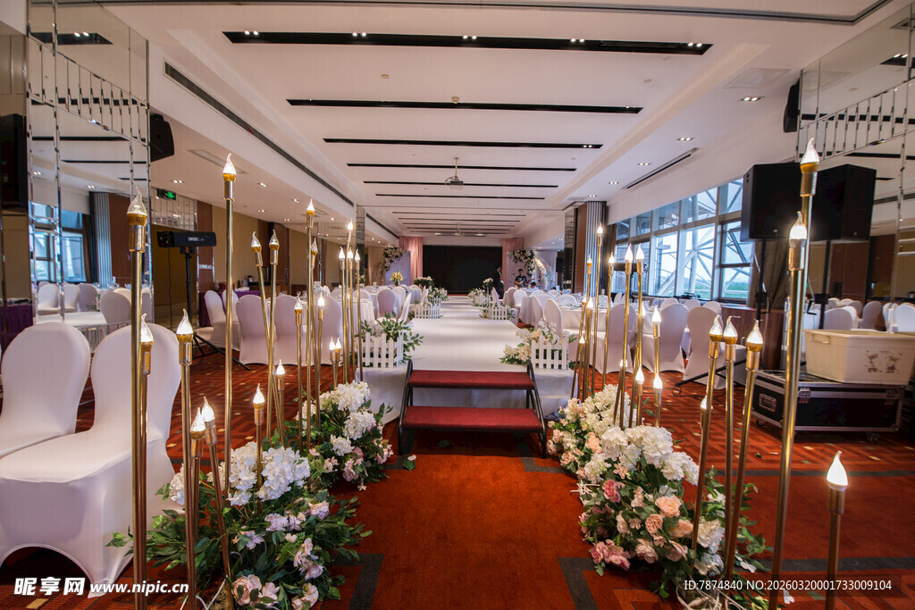 浪漫婚礼室内布置场景