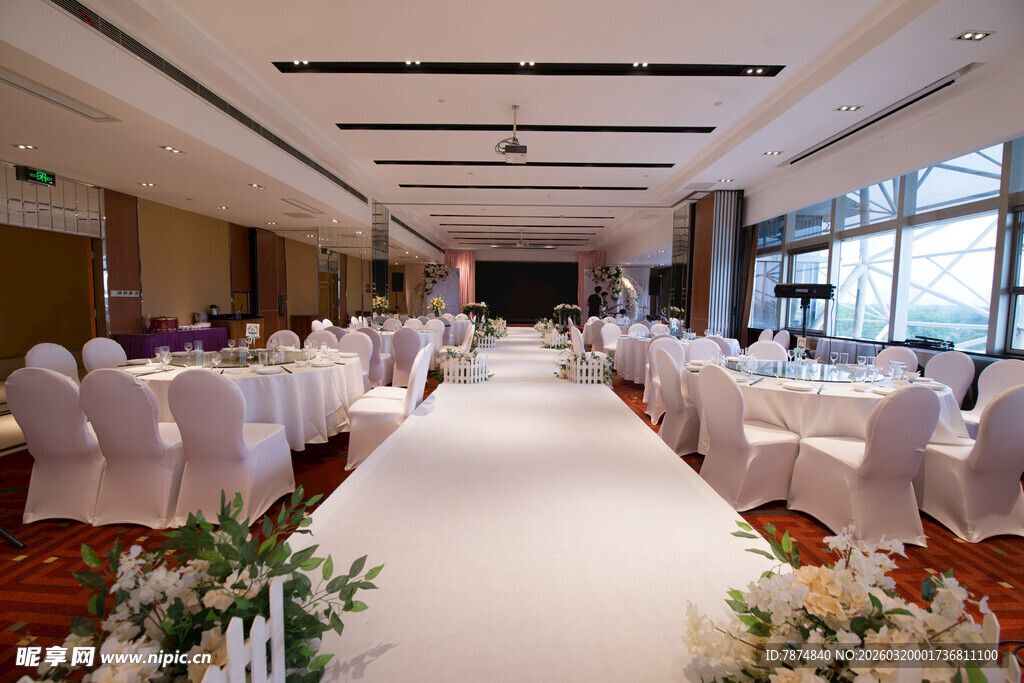 优雅婚礼场地布置