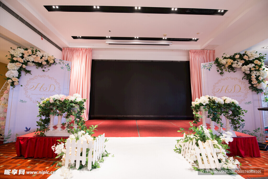 浪漫婚礼现场布置