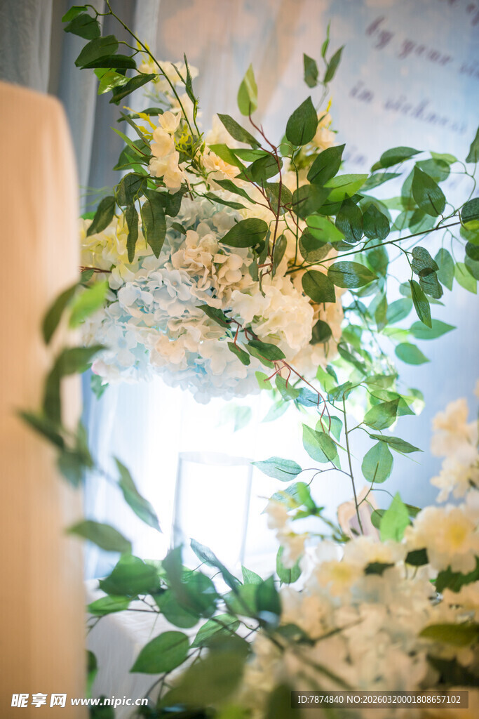 浪漫清新婚礼花卉装饰