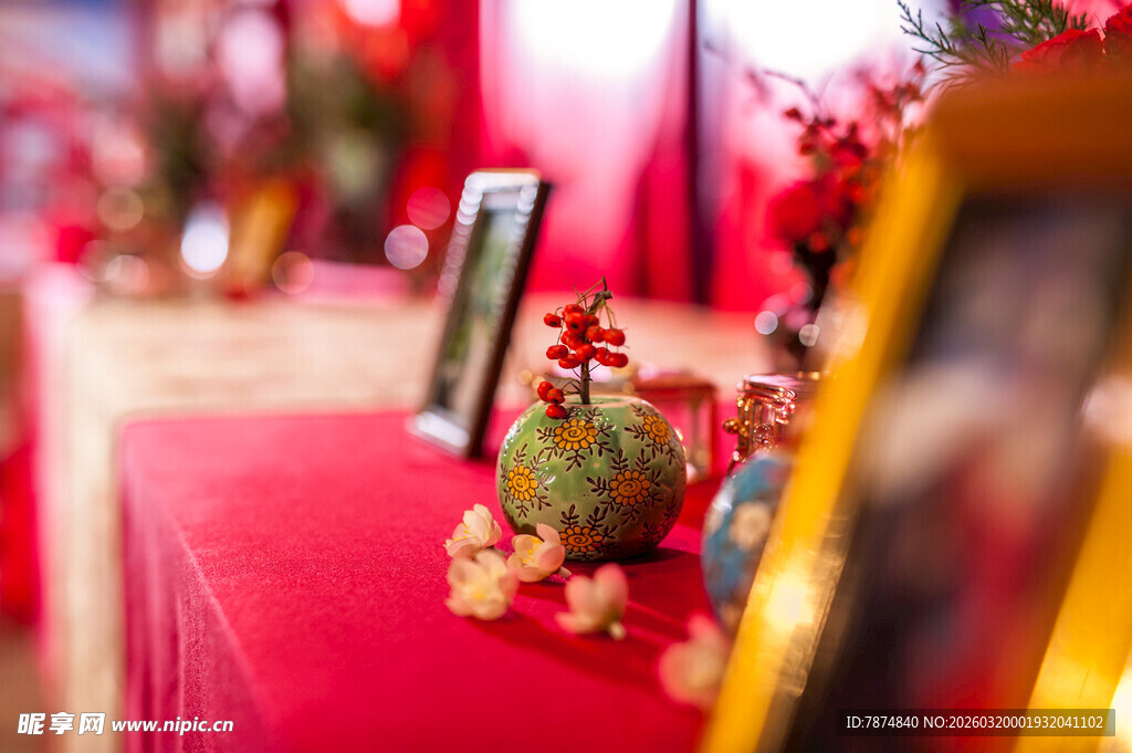 节日装饰摆件 喜庆氛围浓