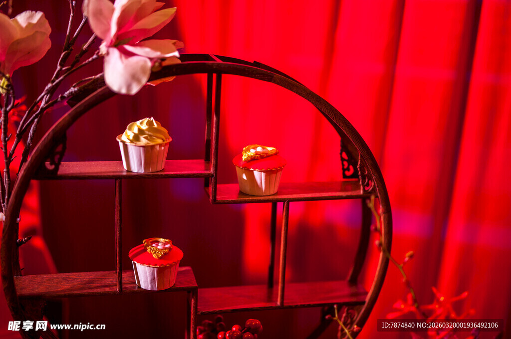 中式喜庆装饰摆件展示架