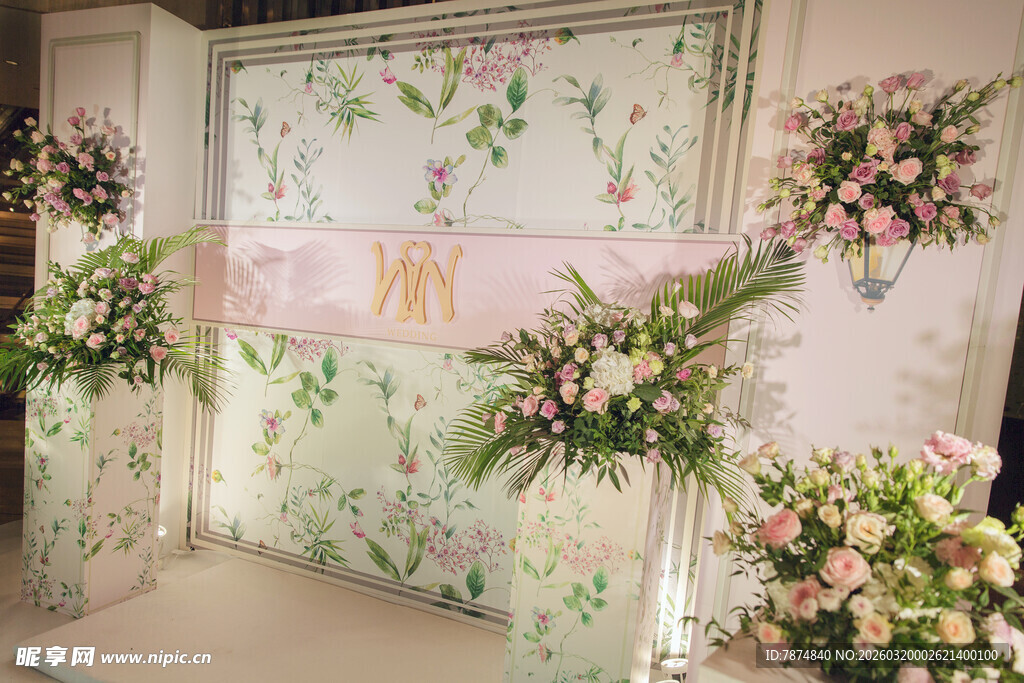 浪漫花卉主题婚礼背景