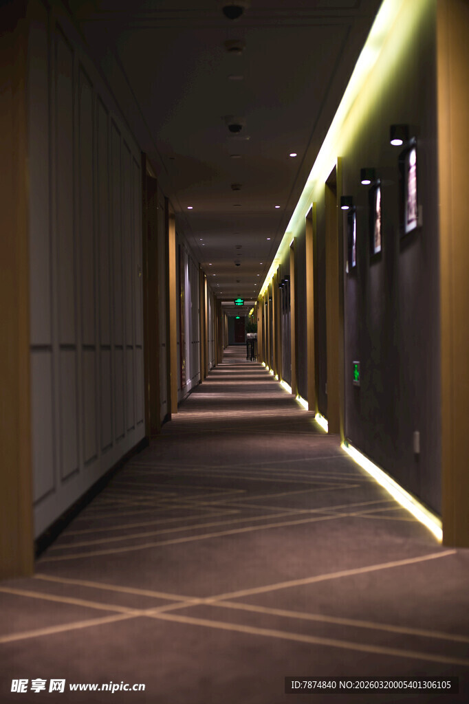 现代风格的走廊空间