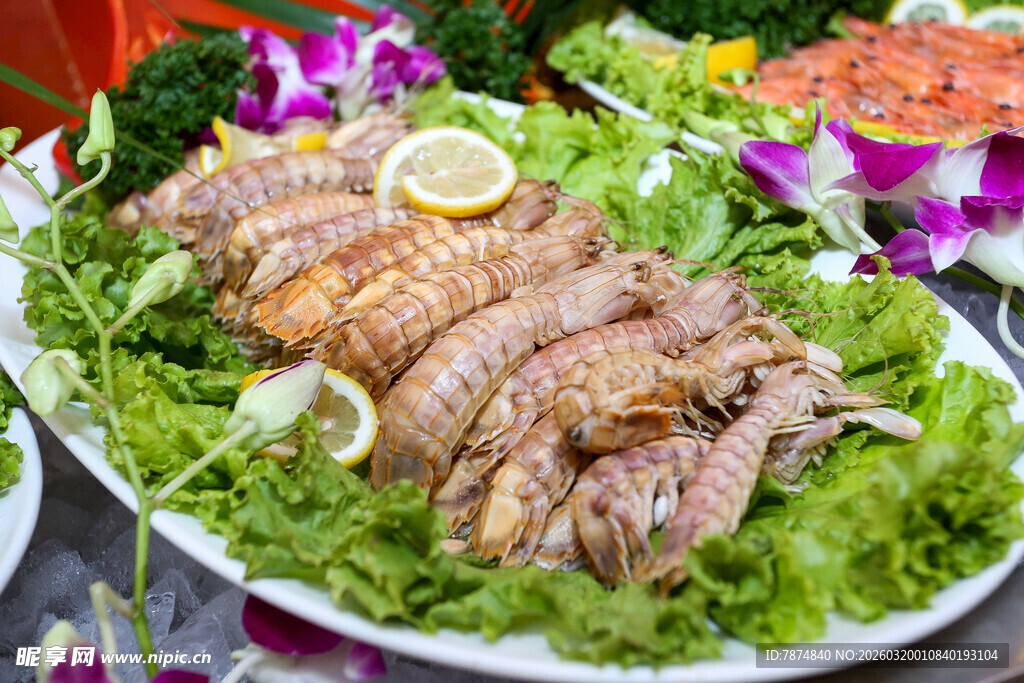 美味皮皮虾摆盘精致诱人