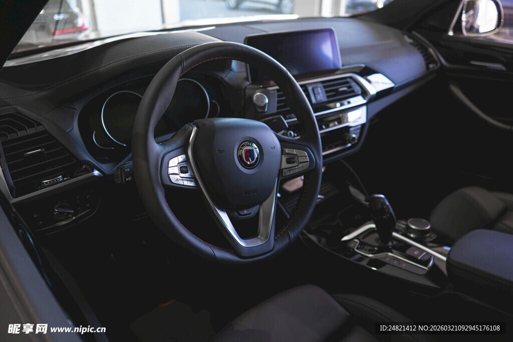 汽车内部驾驶舱精致细节