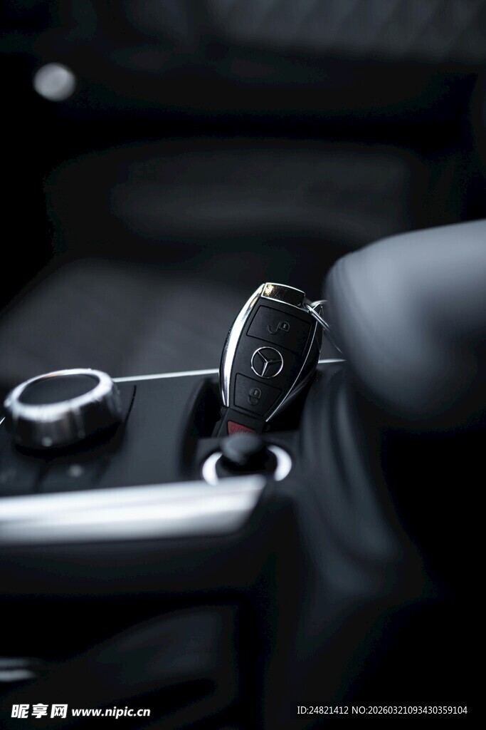 汽车换挡旋钮特写