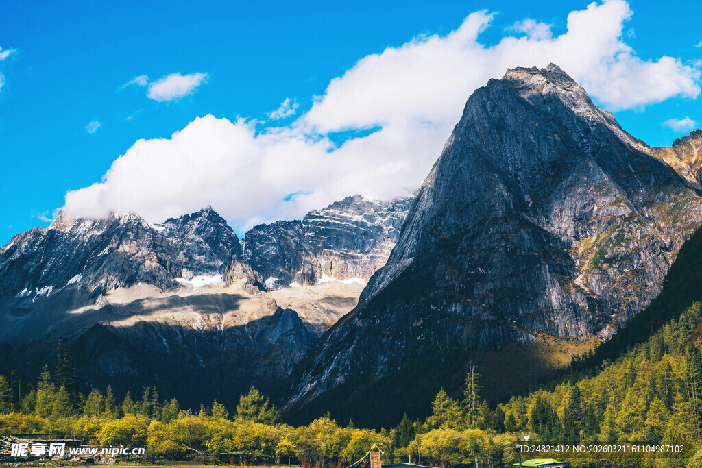 壮丽山景