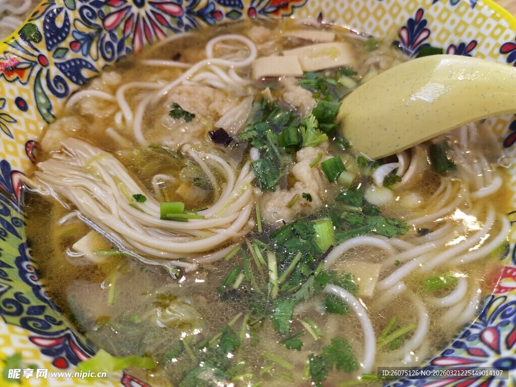 美味特色酥肉汤面