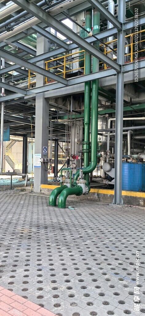 工业厂房内部设施场景