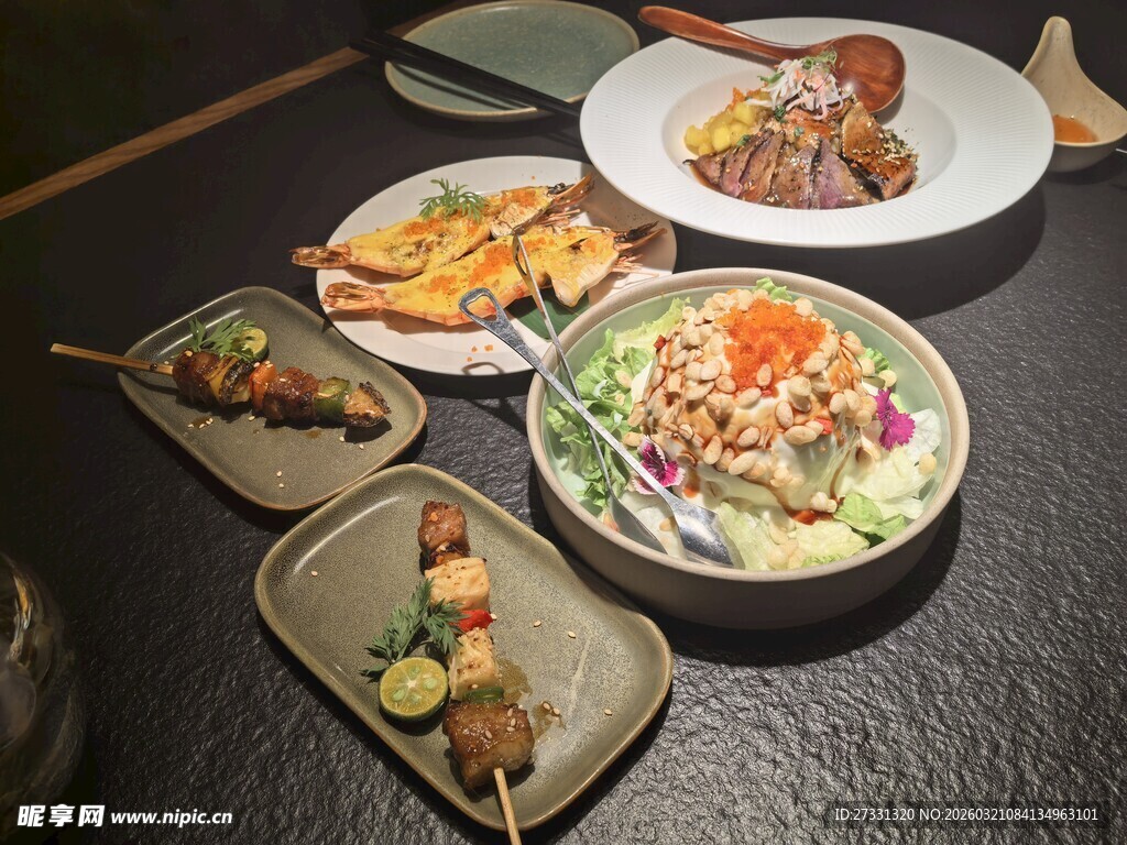 多样日式美食摆拍