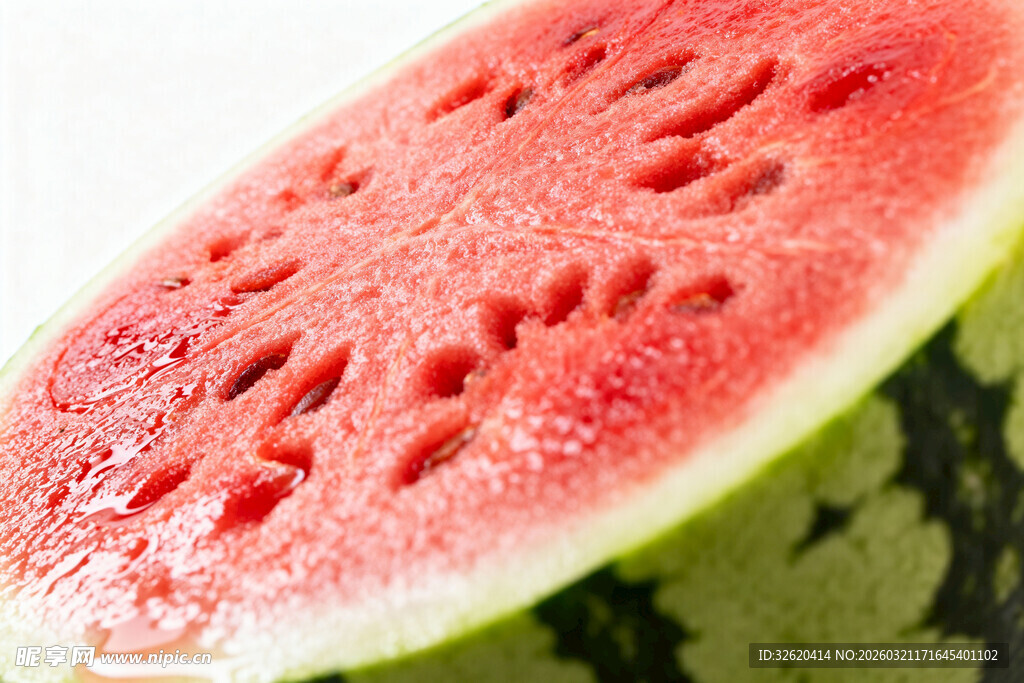 新鲜多汁的西瓜切片
