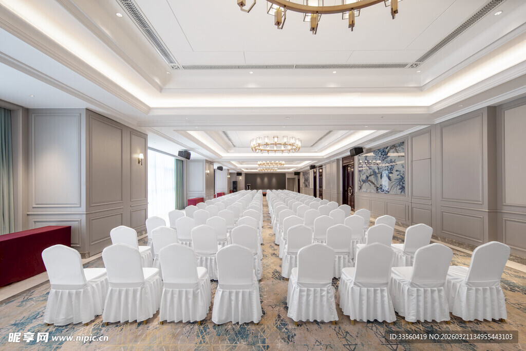 优雅宽敞的室内宴会场地