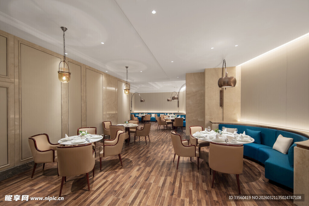 现代简约风格餐厅室内布局