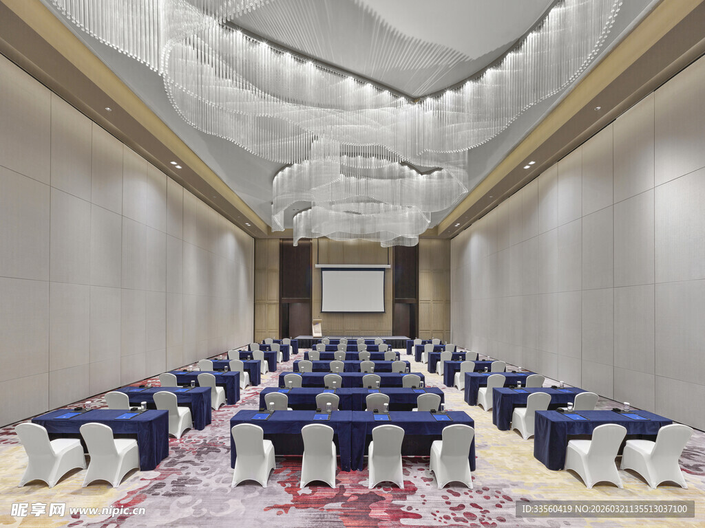 豪华婚宴大厅布置场景