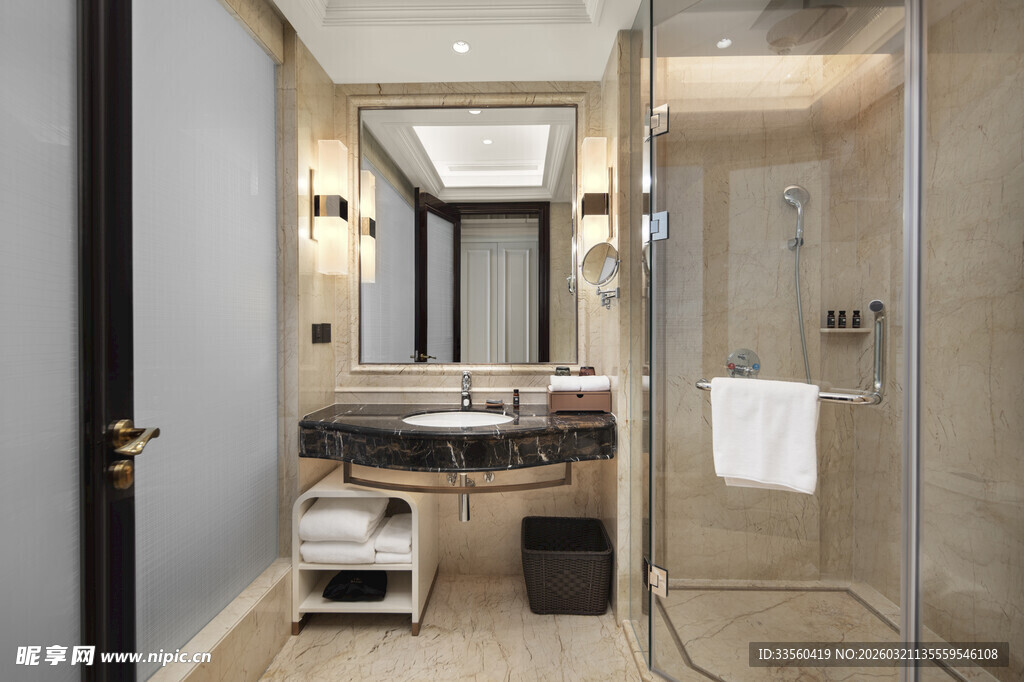 现代简约风格的精致浴室