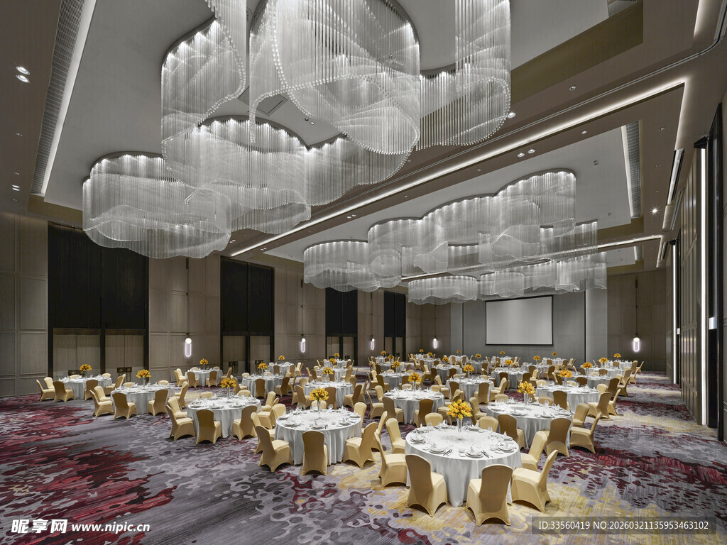 豪华宴会厅布置典雅大气