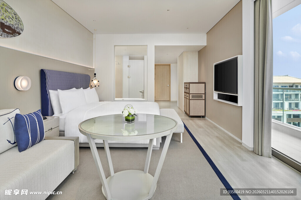 现代简约风格的精致卧室