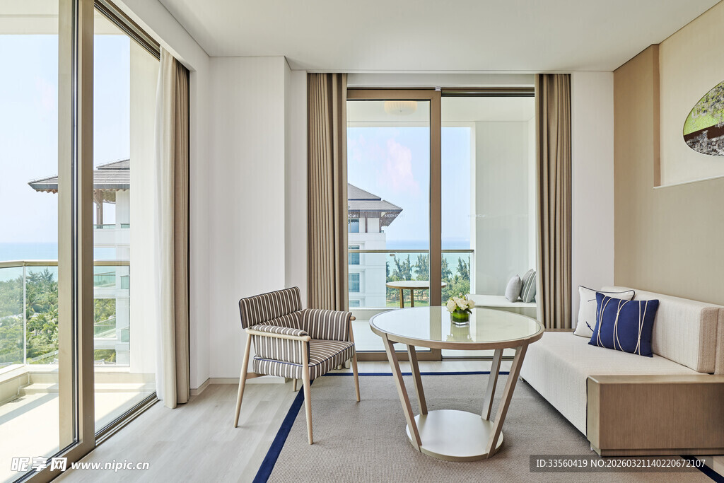 现代简约风舒适客厅空间