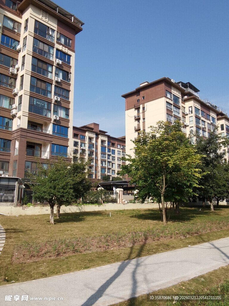 现代小区景观宁静惬意