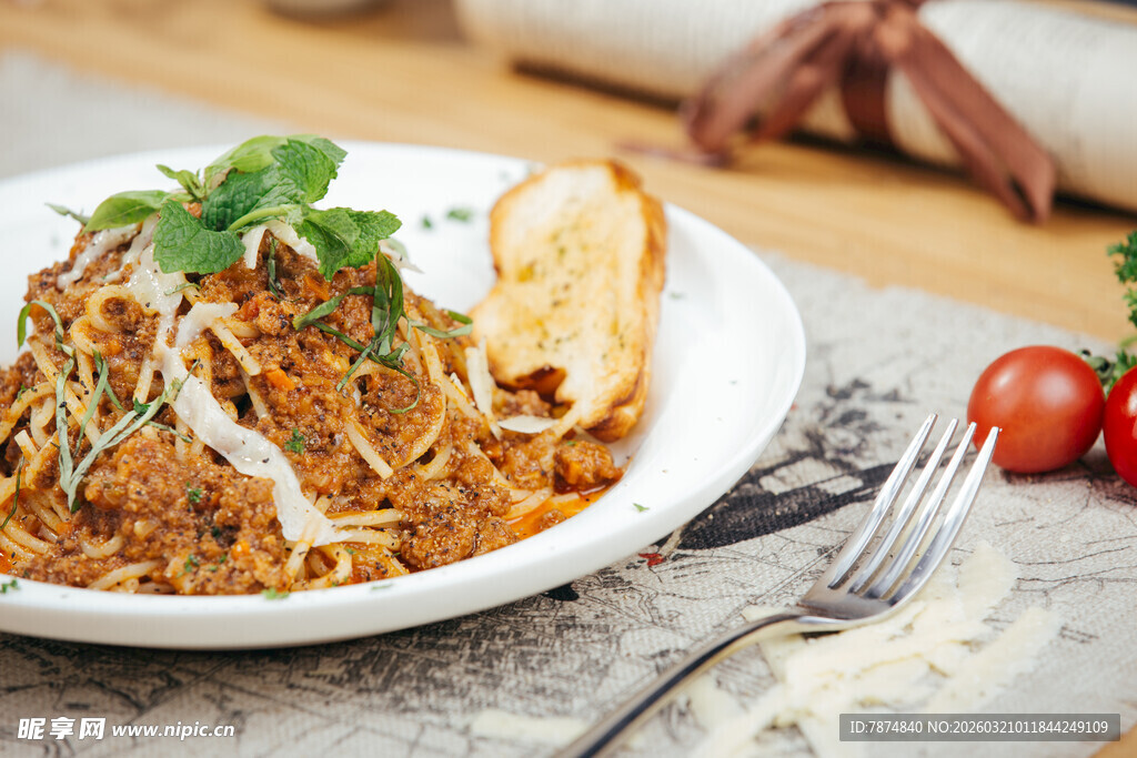 美味肉酱意面 摆盘精致