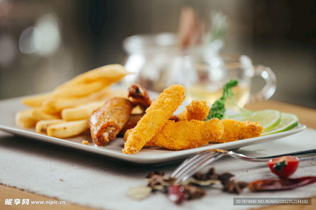 美味油炸小食拼盘