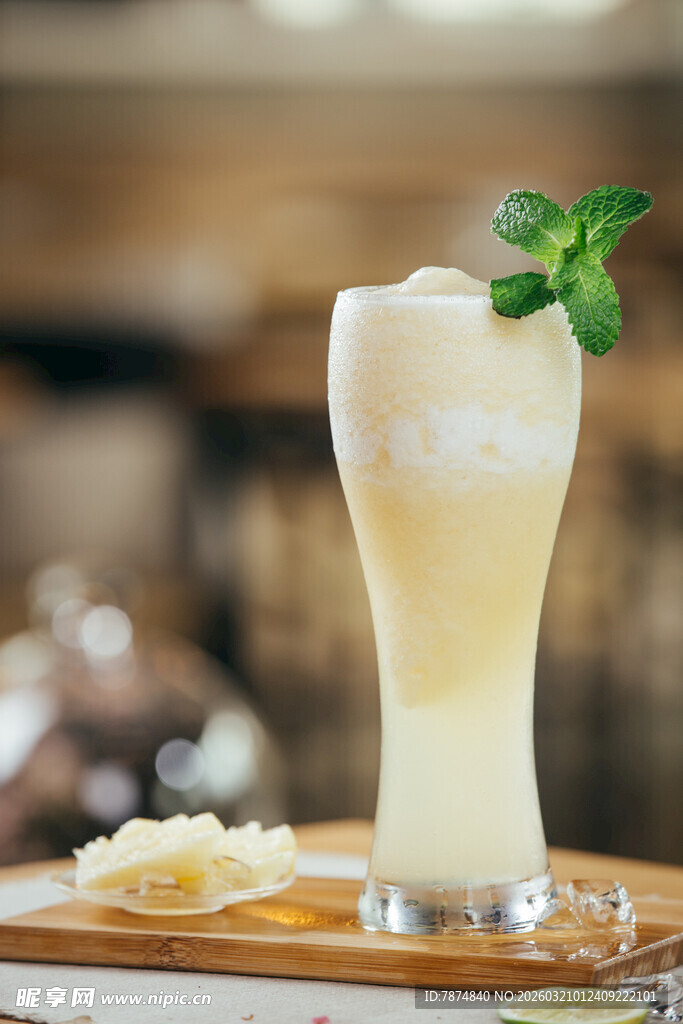 清凉薄荷柠檬冰饮