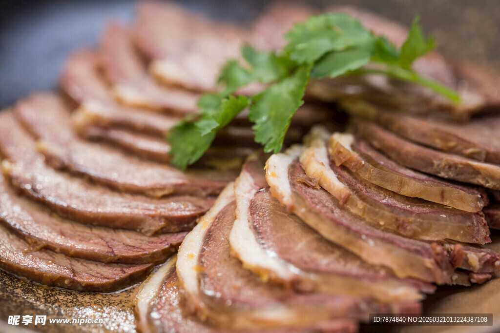 美味切片熟牛肉 清新点缀