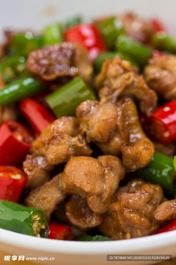 辣椒炒鸡肉