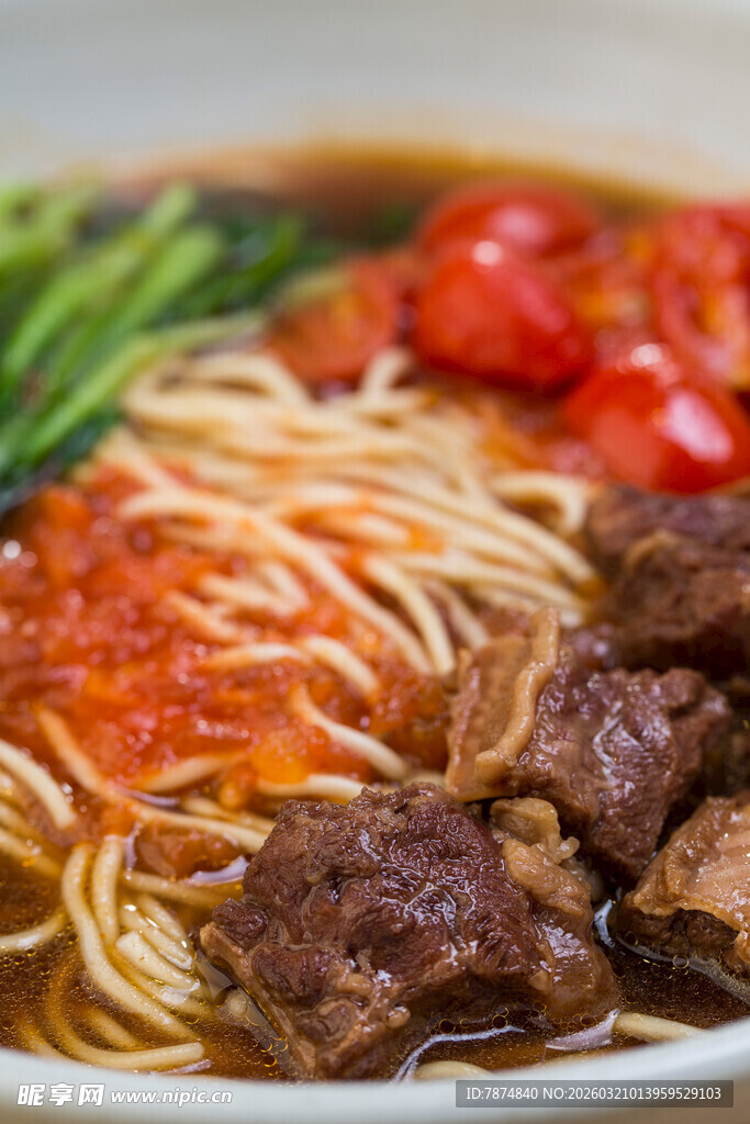 美味牛肉番茄面条