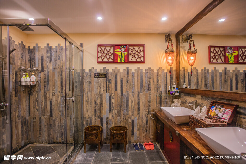 木质风温馨浴室空间