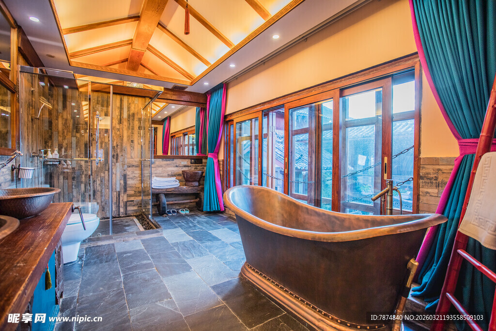 豪华木质风格室内浴缸场景