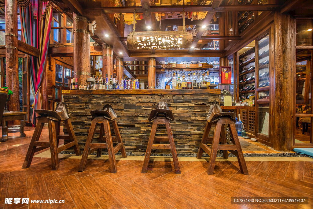 复古风格酒吧内景展示