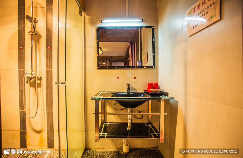 简约浴室洗手台场景