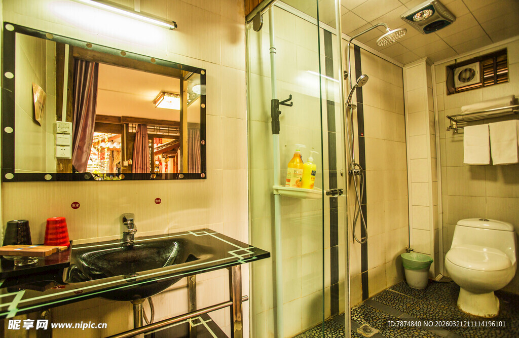 现代简约风格卫生间一角