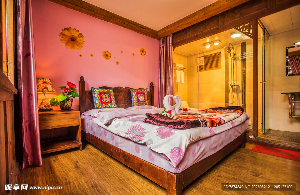 温馨粉色系卧室民宿房间