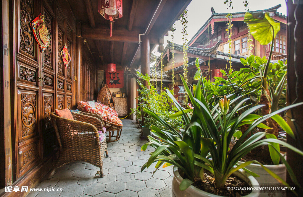 古雅小院的闲适角落