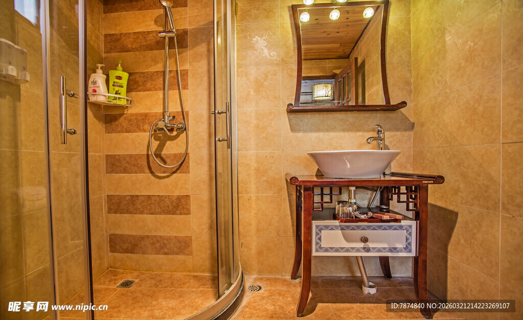 现代风格浴室一角