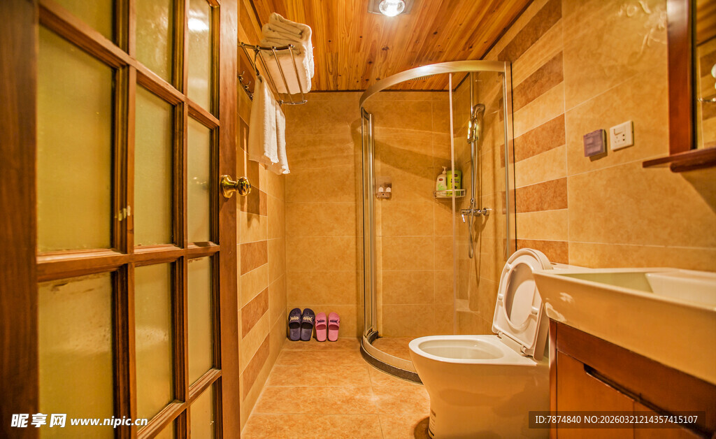 现代简约风格的卫浴空间