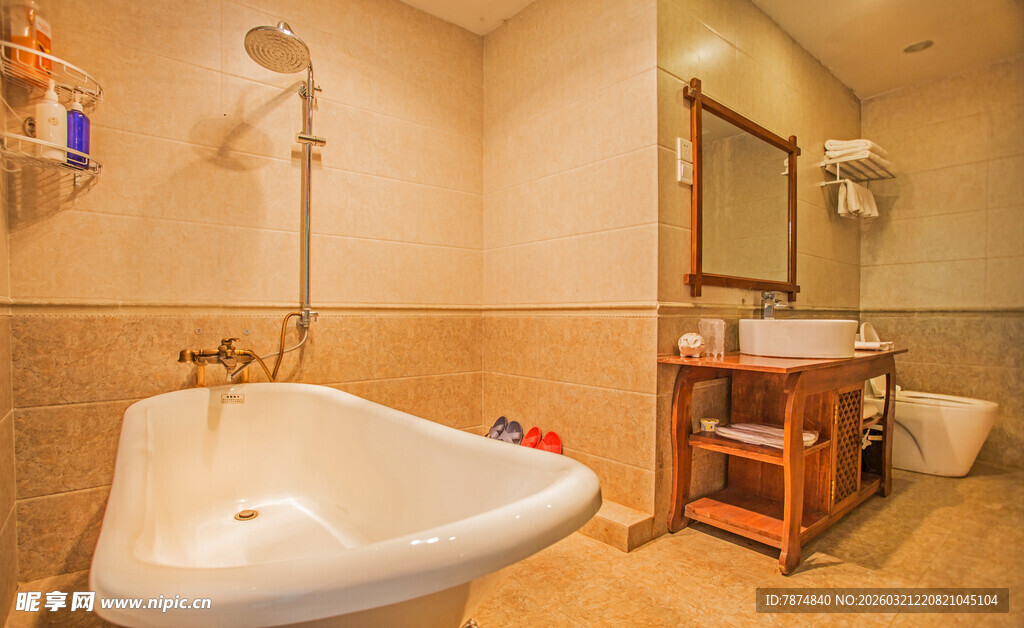 豪华浴室浴缸洗手台场景